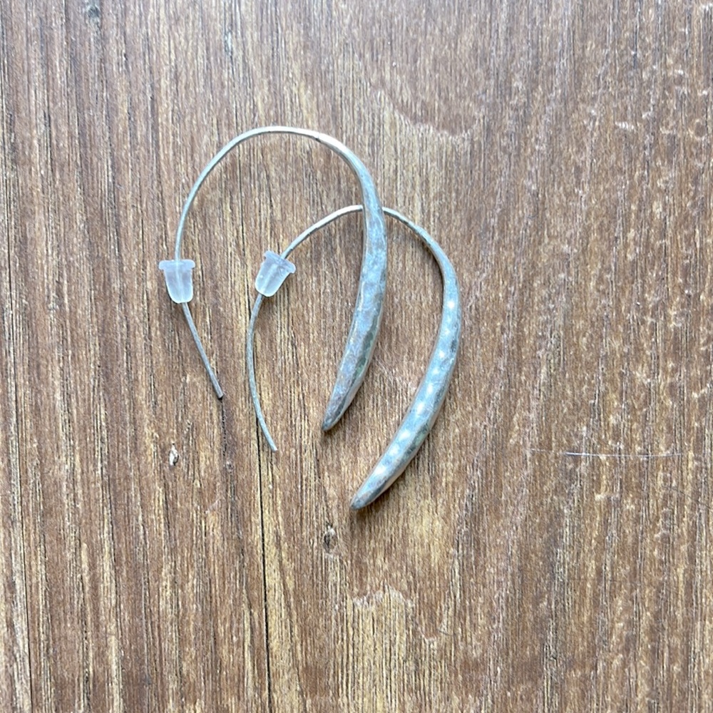 Lucky Brand Silver Hanging Earrings with wire Back